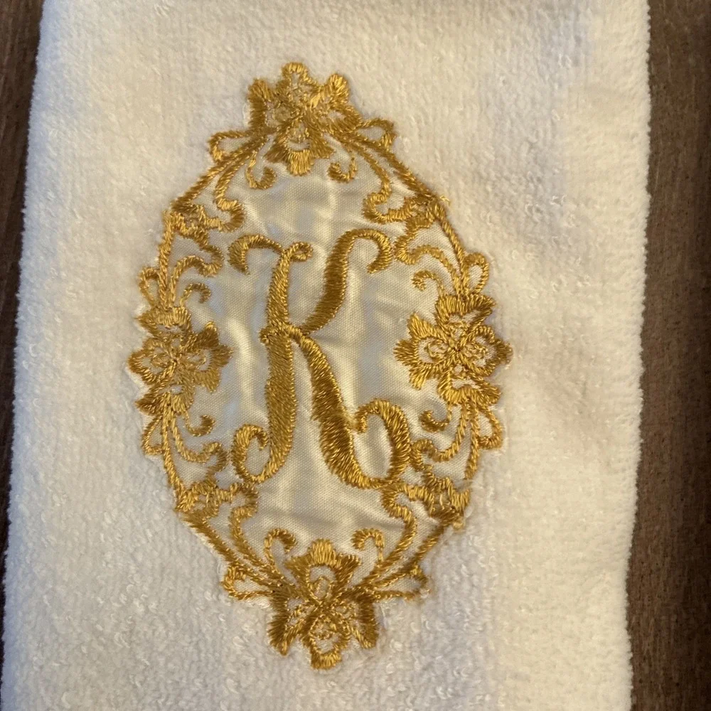 VTG Cannon Monogrammed Initial K Finger Tip Towel Lot Of 3 White With Gold